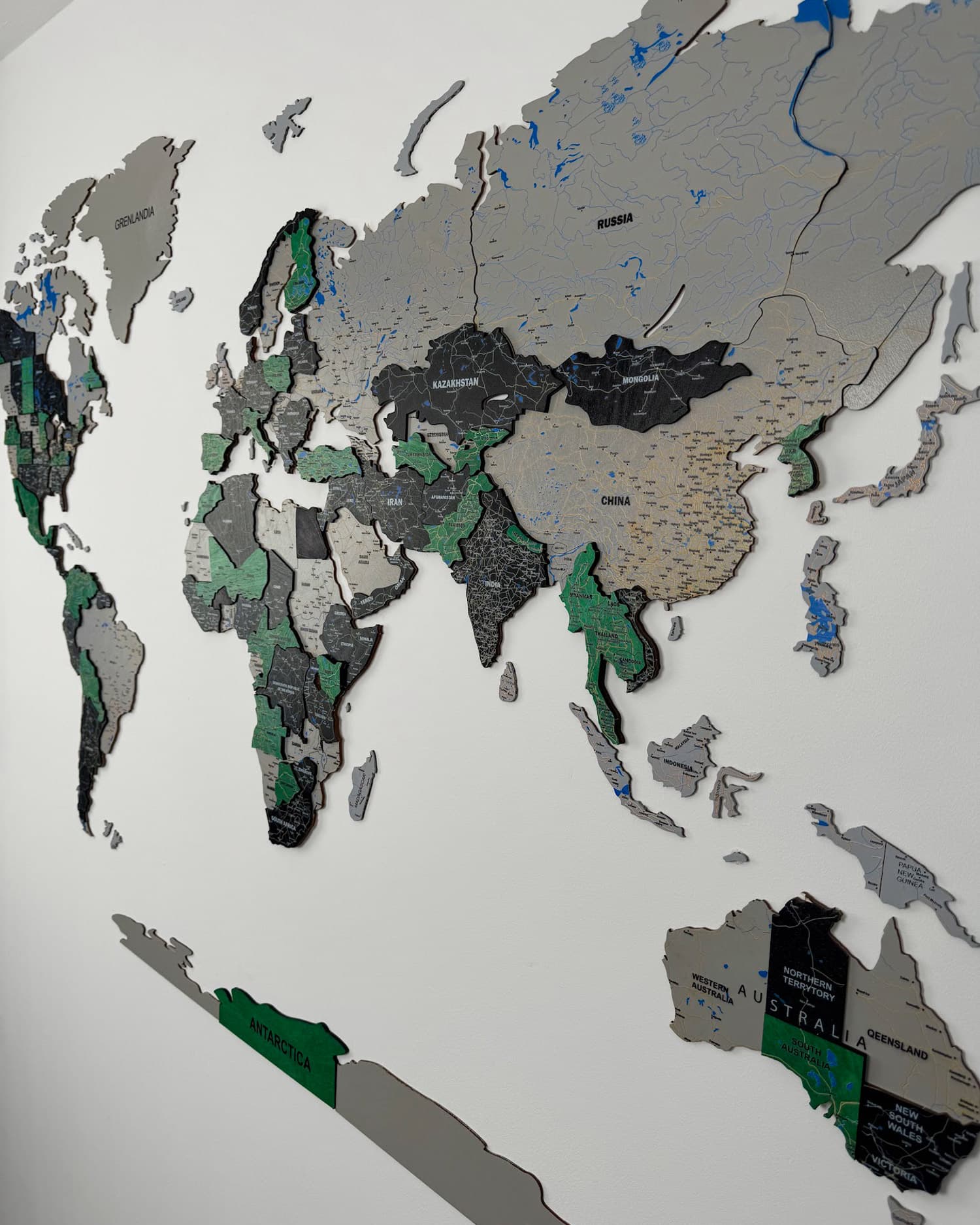 Mapa świata 3d Premium z drewna | FOREST Sikorka® - 200x100cm